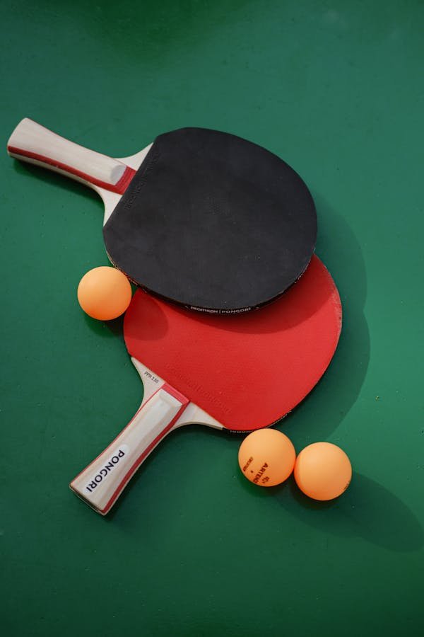 Maîtriser le ping pong : conseils et astuces pour progresser